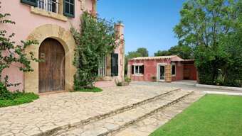 Casa Rosa — Six-Bedroom Country Villa with Heated Pool and Guest Casita