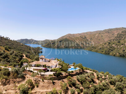 Finca Istan - Andalusiska Country House med havet och Lake VIEWS