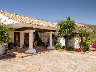 Finca Istan - Andalusiska Country House med havet och Lake VIEWS