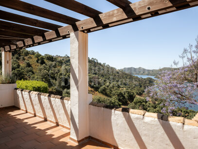 Finca Istan - Andalusiska Country House med havet och Lake VIEWS