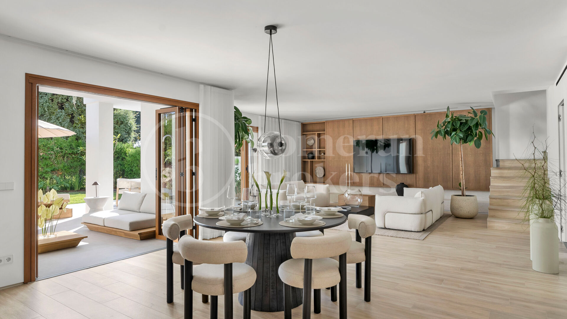 Duplex Ima 2 - Four Bedroom Apartment beside Los Naranjos Golf Club