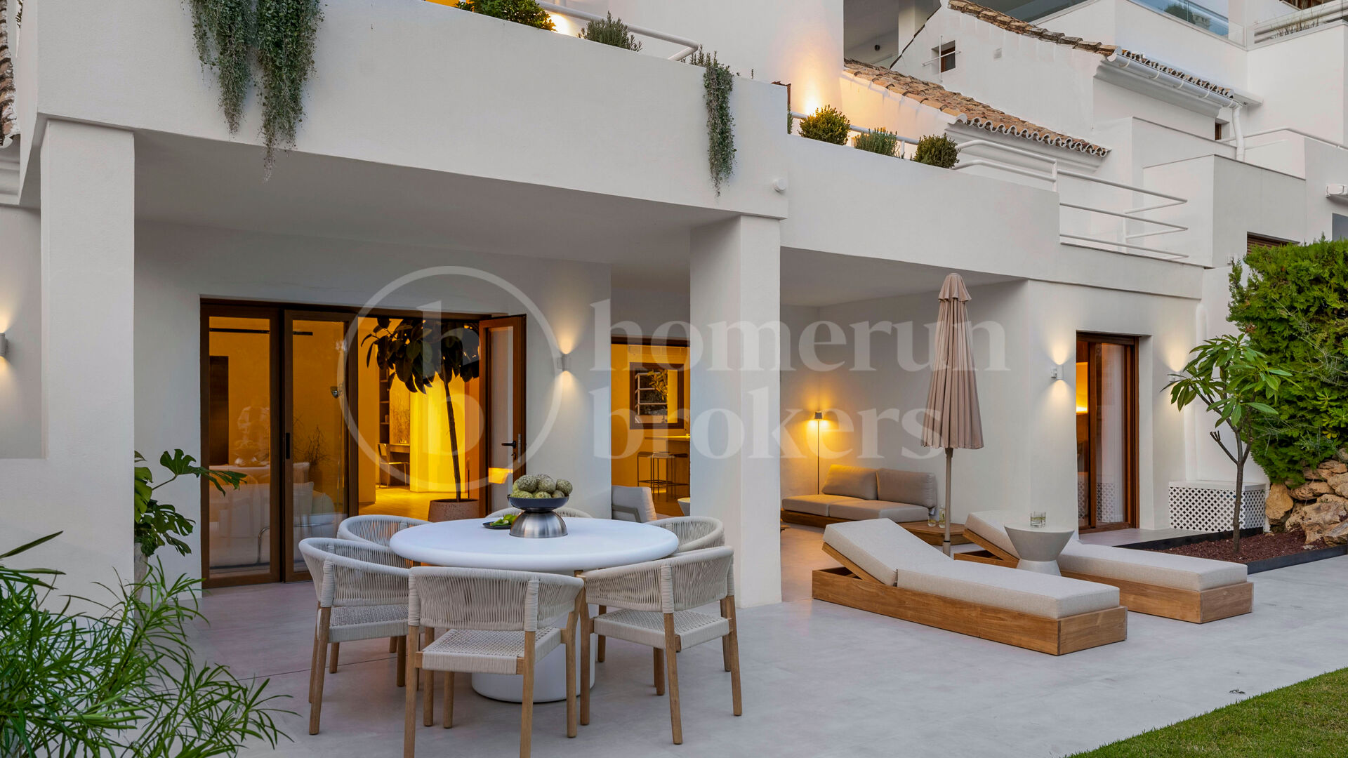 Duplex Ima 2 - Four Bedroom Apartment beside Los Naranjos Golf Club