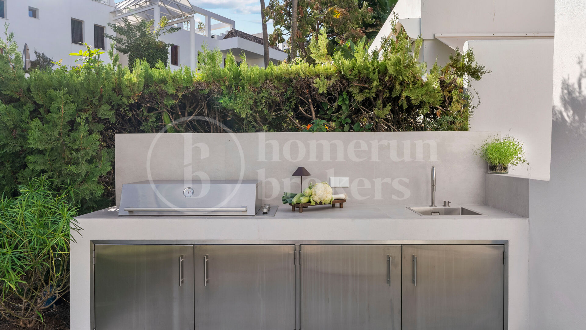 Duplex Ima 2 - Four Bedroom Apartment beside Los Naranjos Golf Club