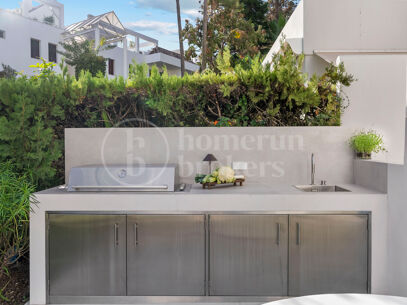 Duplex Ima 2 - Four Bedroom Apartment beside Los Naranjos Golf Club