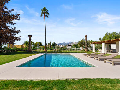 Villa La Serena - One level Andalusian Villa in East Marbella