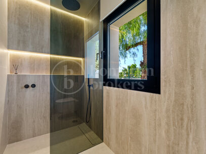 Villa La Serena - One level Andalusian Villa in East Marbella