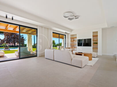 Villa La Serena - One level Andalusian Villa in East Marbella