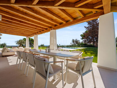 Villa La Serena - One level Andalusian Villa in East Marbella