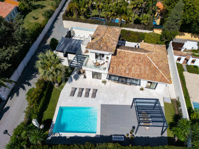 Villa Aria - Beachside Contemporary Mediterranean Villa Villa