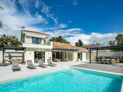 Villa Aria - Beachside Contemporary Mediterranean Villa Villa