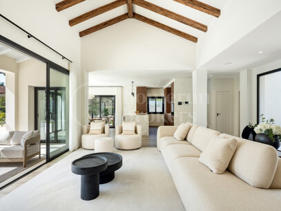 Villa Aria - Beachside Contemporary Mediterranean Villa Villa