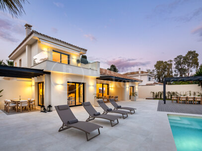 Villa Aria - Beachside Contemporary Mediterranean Villa Villa