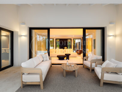 Villa Aria - Beachside Contemporary Mediterranean Villa Villa