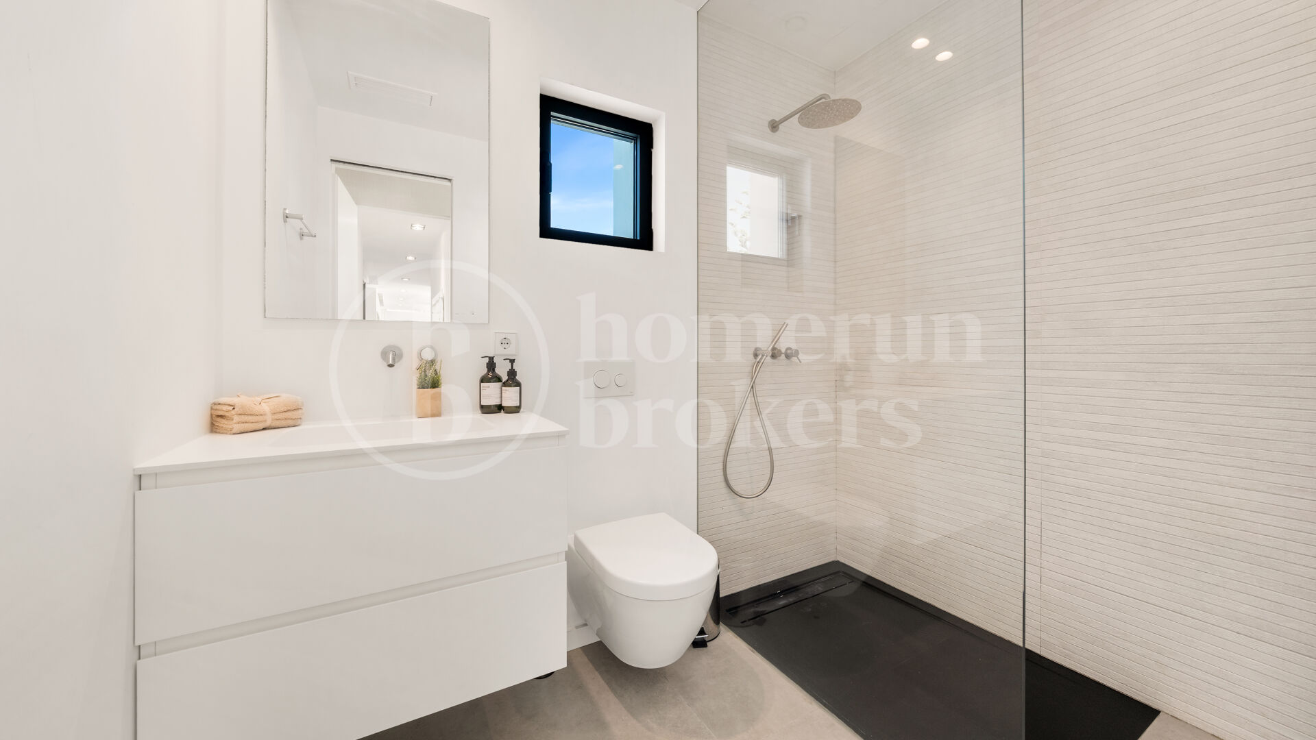 Villa Imare - Luxury Beachfront Villa
