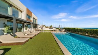 Villa Imare - Luxury Beachfront Villa