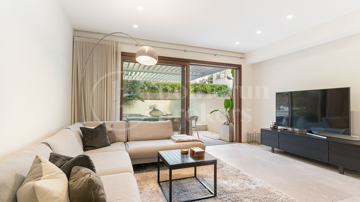Townhouse El Espanyolet - Modernt hus med pool och Rooftop Terrace