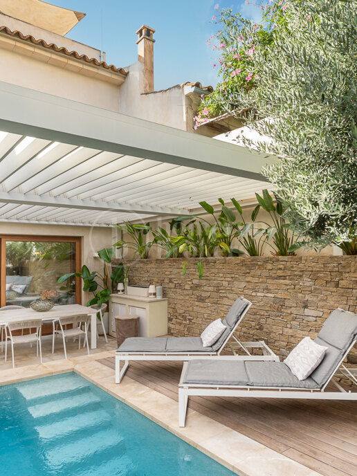 Townhouse El Espanyolet - Modern House with Pool and Rooftop Terrace