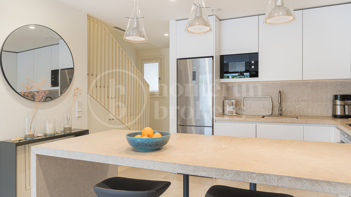 Townhouse El Espanyolet - Modernt hus med pool och Rooftop Terrace