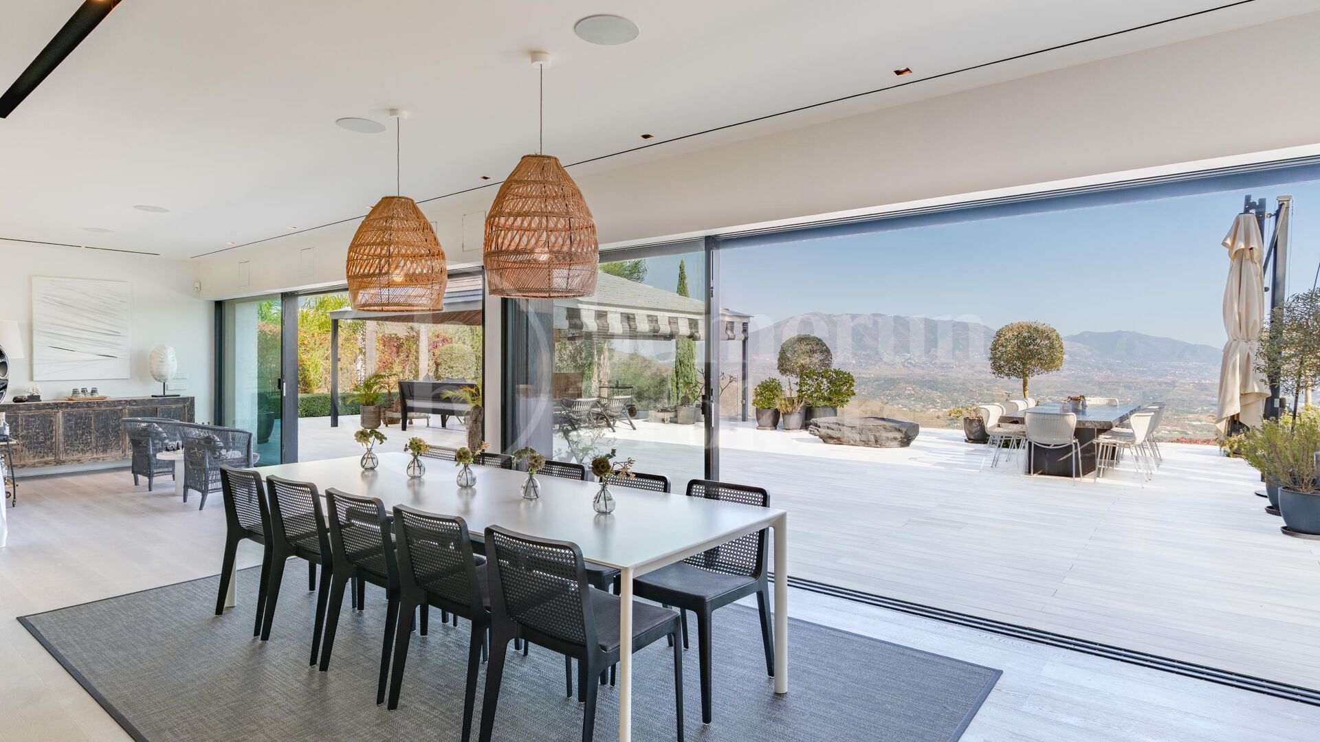 Villa Aman – Modern Mediterranean Home with Panoramic Sea Views