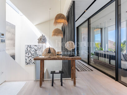Villa Aman – Modern Mediterranean Home with Panoramic Sea Views
