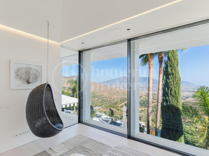 Villa Aman – Modern Mediterranean Home with Panoramic Sea Views