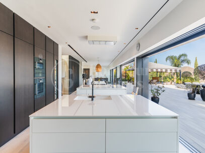 Villa Aman – Modern Mediterranean Home with Panoramic Sea Views