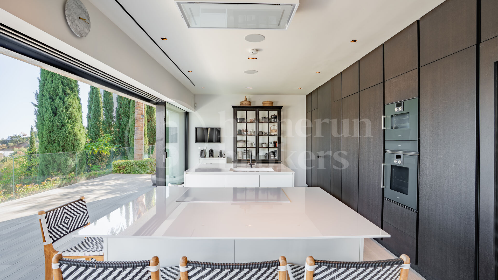 Villa Aman – Modern Mediterranean Home with Panoramic Sea Views