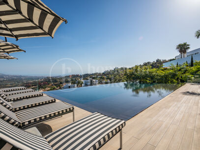 Villa Aman – Modern Mediterranean Home with Panoramic Sea Views