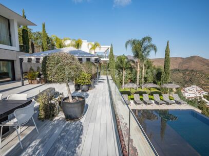 Villa Aman – Modern Mediterranean Home with Panoramic Sea Views