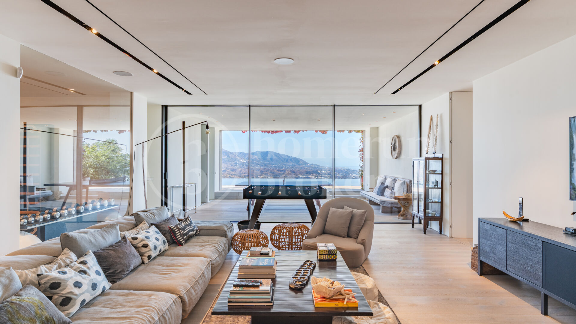 Villa Aman – Modern Mediterranean Home with Panoramic Sea Views