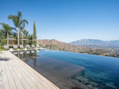Villa Aman – Modern Mediterranean Home with Panoramic Sea Views