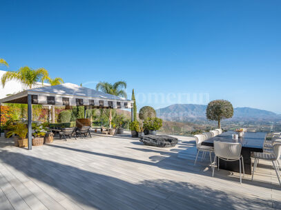 Villa Aman – Modern Mediterranean Home with Panoramic Sea Views