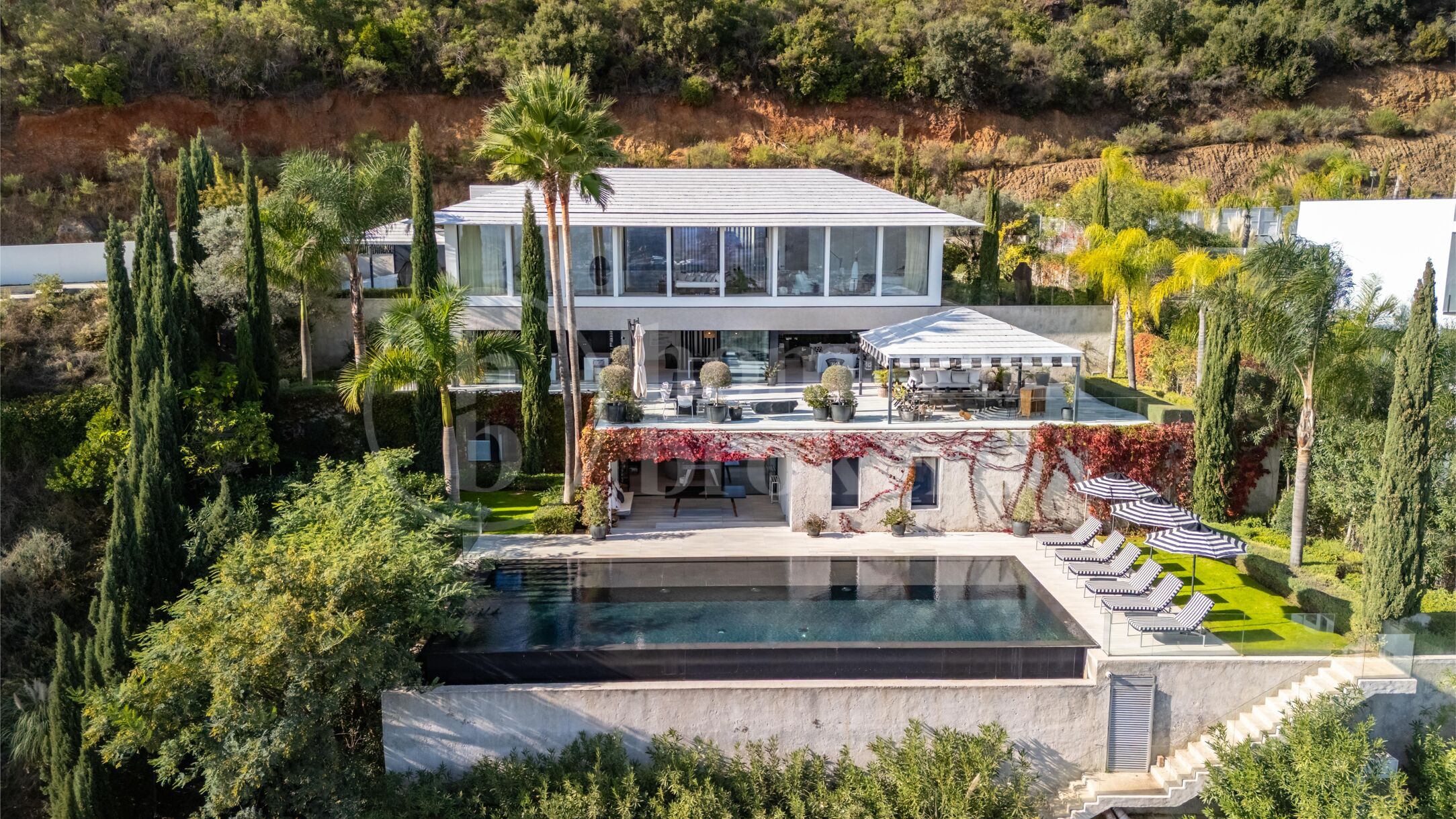 Villa Aman – Modern Mediterranean Home with Panoramic Sea Views