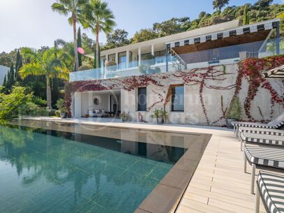 Villa Aman – Modern Mediterranean Home with Panoramic Sea Views