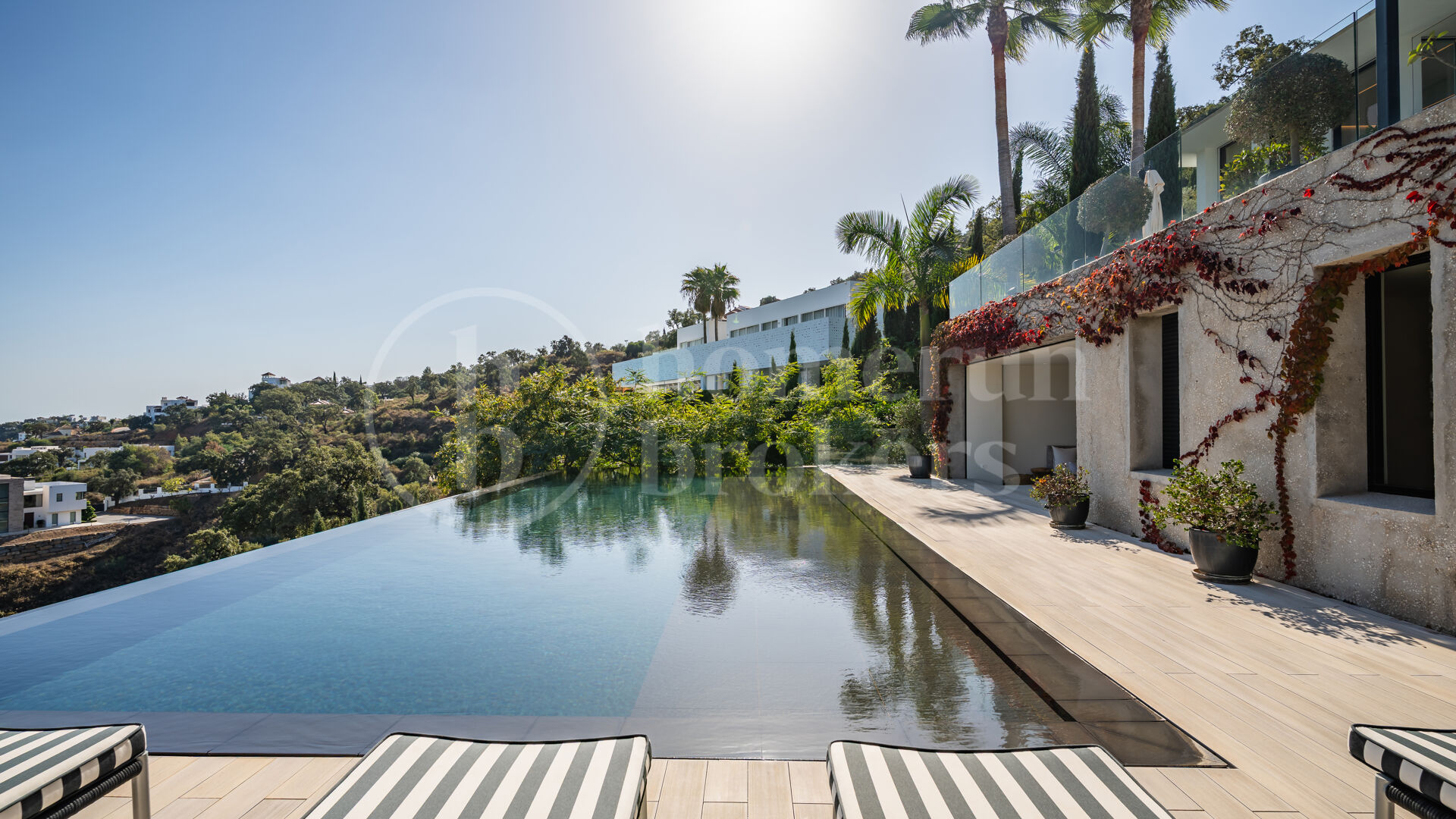 Villa Aman – Modern Mediterranean Home with Panoramic Sea Views