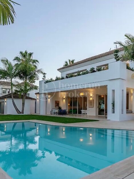 Villa Casasola - Walking-Distance To The Beach