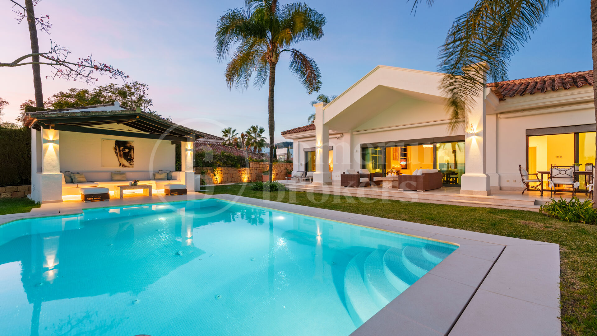 Villa La Perla — Elegant Mediterranean Villa with Sea Views