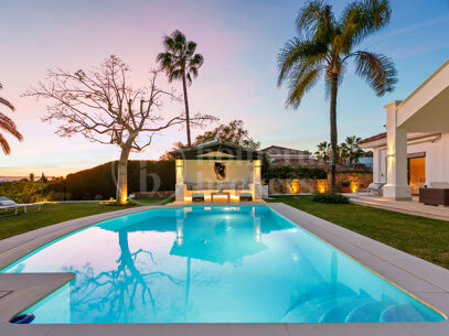 Villa La Perla — Elegant Mediterranean Villa with Sea Views