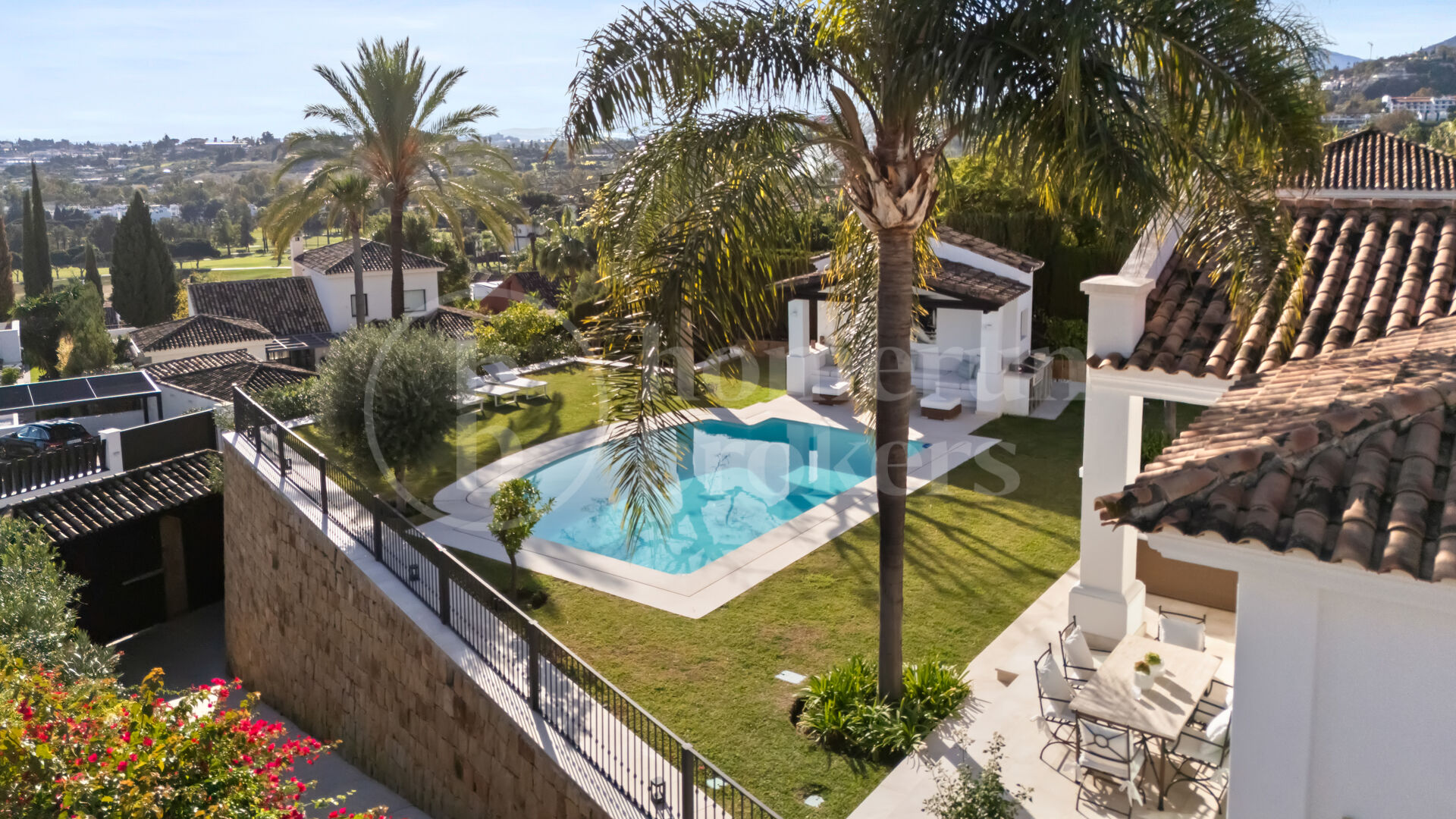 Villa La Perla — Elegant Mediterranean Villa with Sea Views