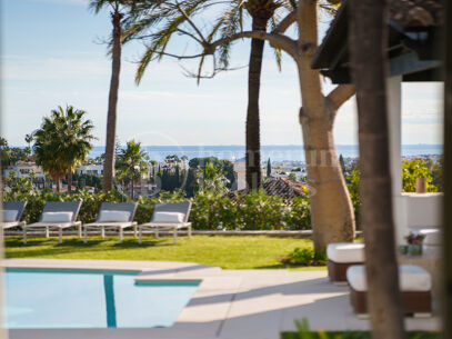 Villa La Perla — Elegant Mediterranean Villa with Sea Views