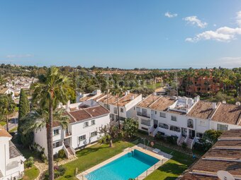 Townhouse Chelsea - renoverat lyxigt radhus i Aloha Golf