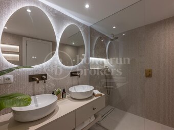 Townhouse Chelsea - renoverat lyxigt radhus i Aloha Golf