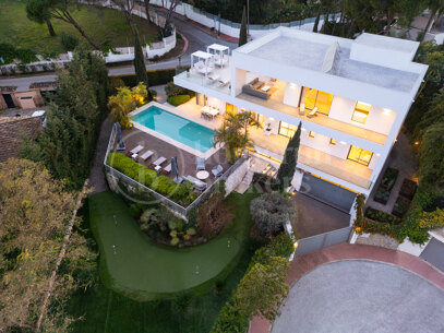 Villa Rubio – Luxury Villa in Marbella’s Nueva Andalucía Golf Valley
