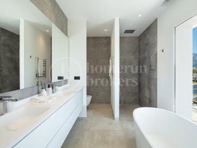 Villa Rubio – Luxury Villa in Marbella’s Nueva Andalucía Golf Valley