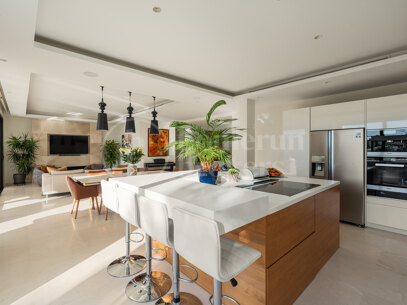 Villa Olivos 3 - samtida Villa i gated Community