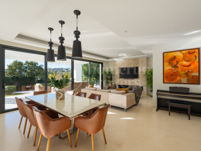 Villa Olivos 3 - samtida Villa i gated Community