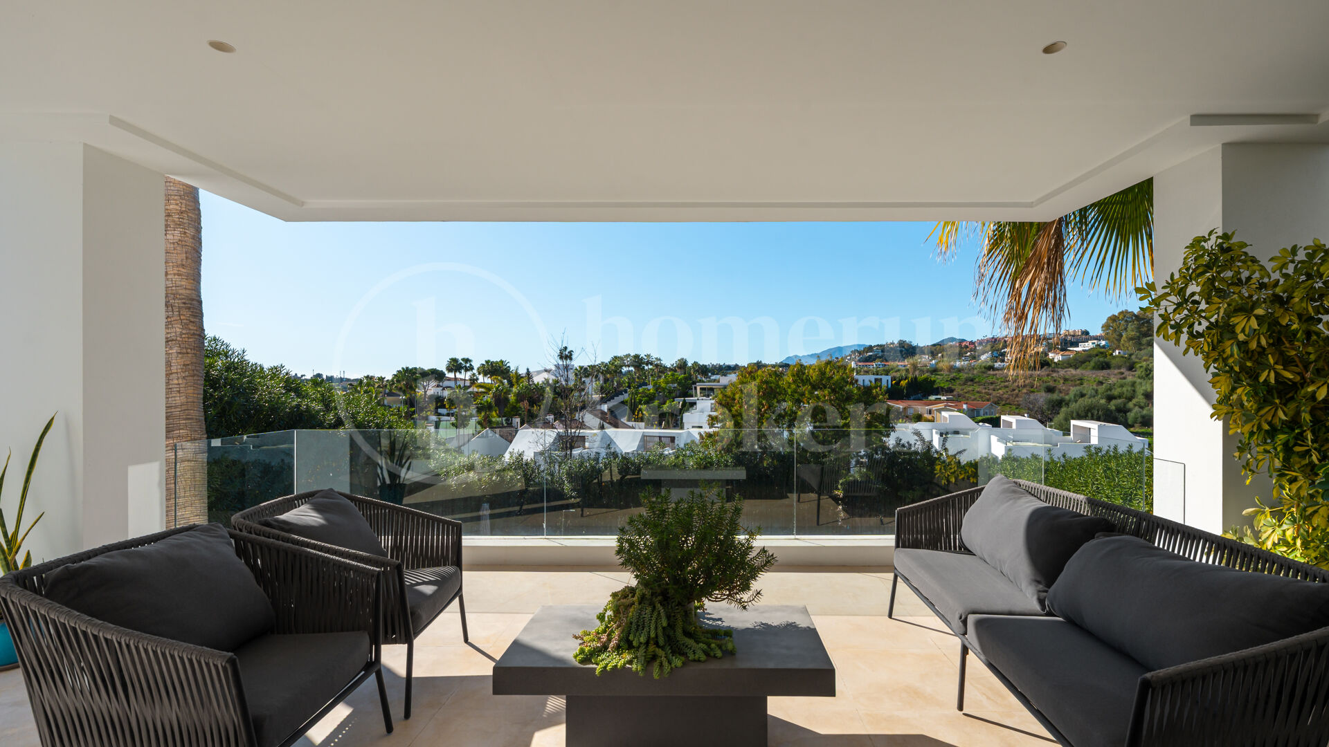 Villa Olivos 3 - Contemporary Villa in gated Community