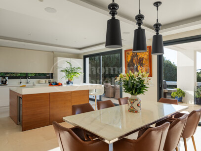 Villa Olivos 3 - samtida Villa i gated Community