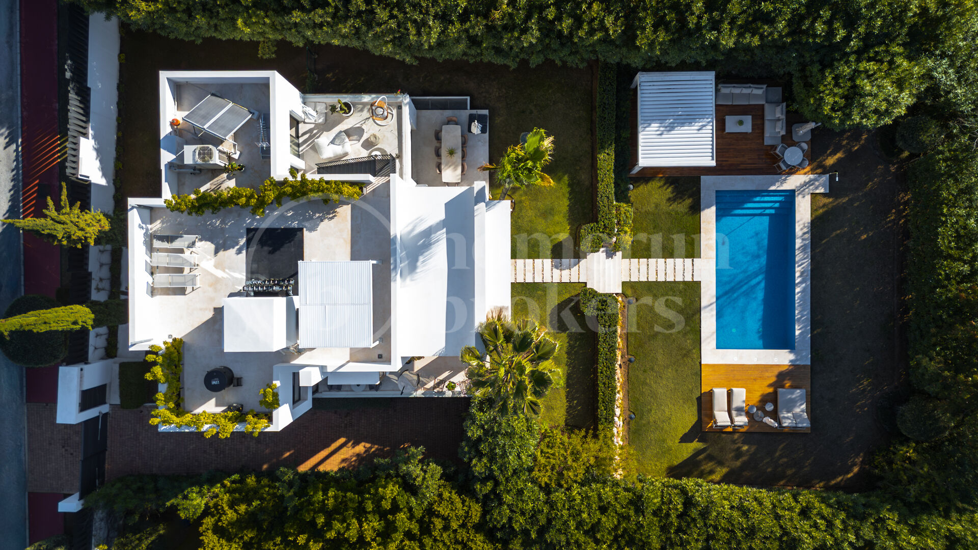 Villa Olivos 3 - Contemporary Villa in gated Community