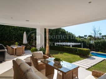 Villa Olivos 3 - Contemporary Villa in gated Community